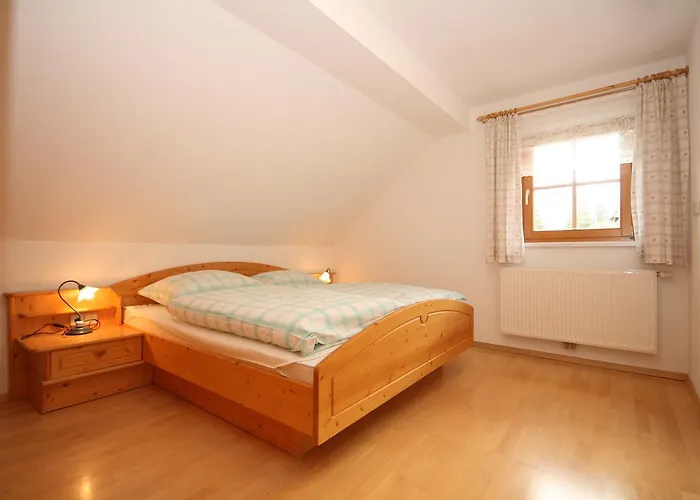 Steinacher דירה *